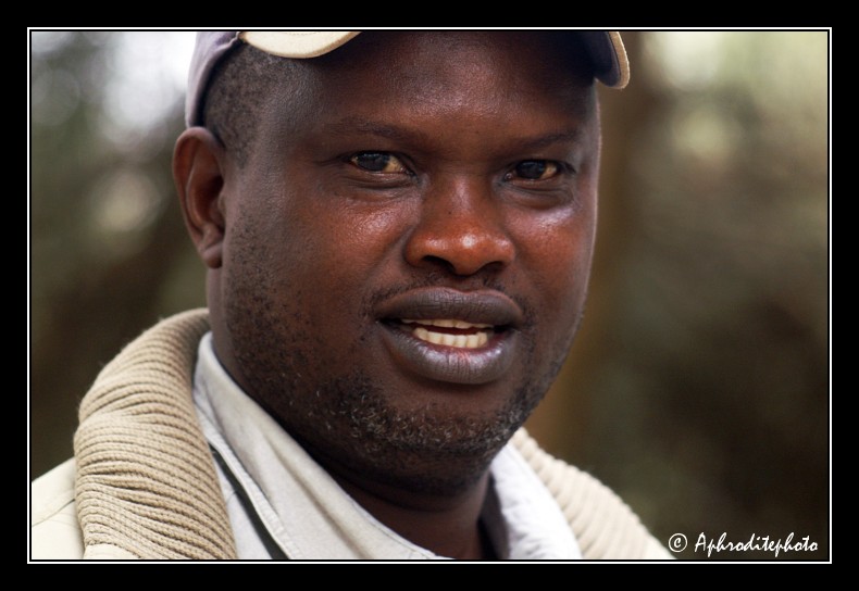 32 Kenya portraits